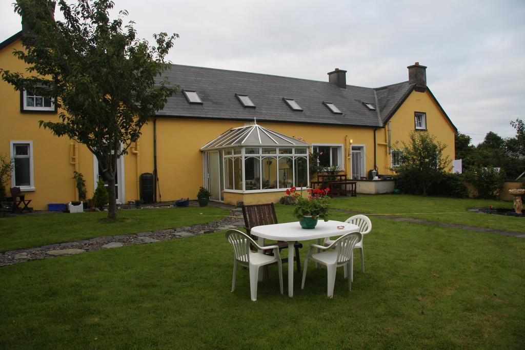 The Old School House B&B Ballinskelligs Bagian luar foto