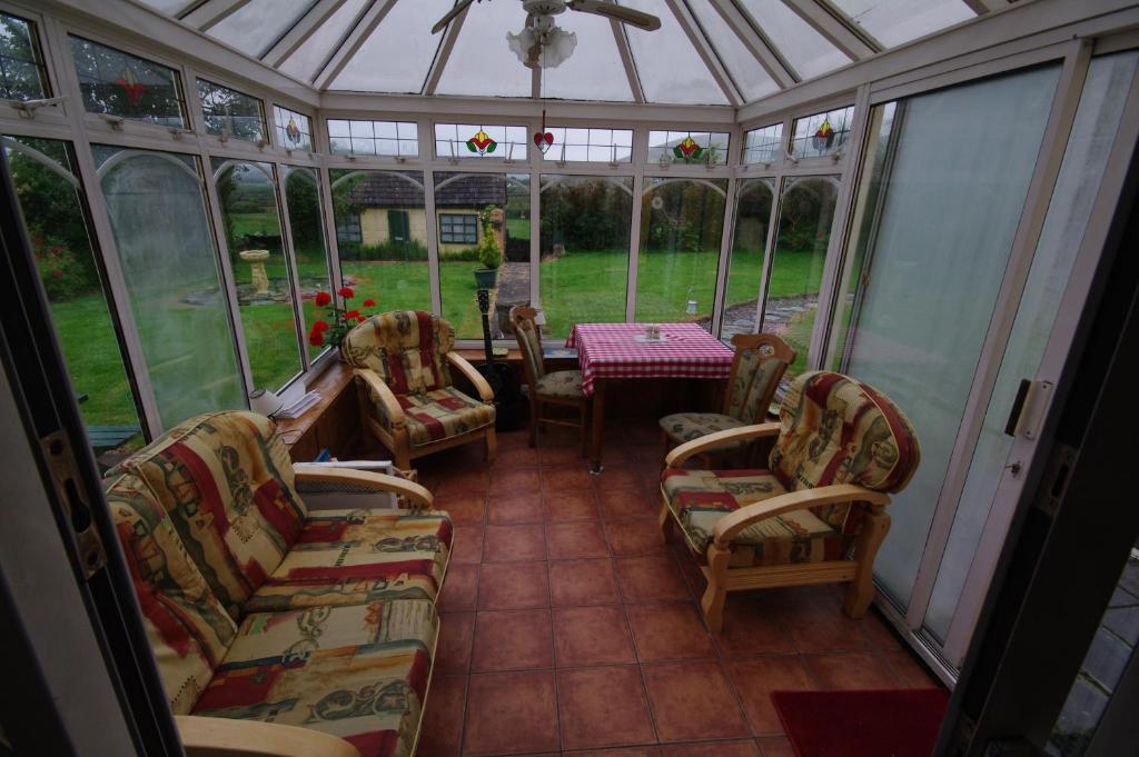 The Old School House B&B Ballinskelligs Bagian luar foto